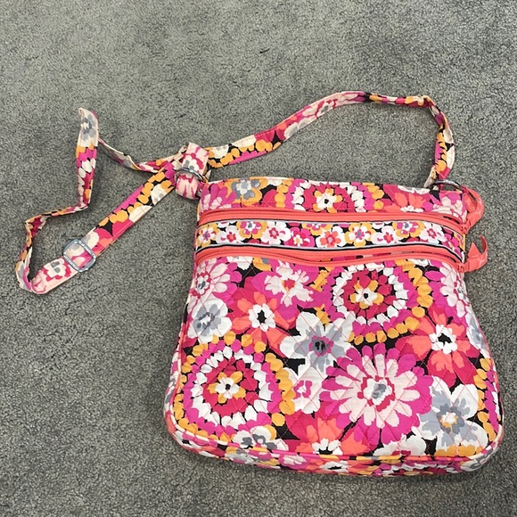 Pink Vera Bradley Crossbody - Picture 1 of 3